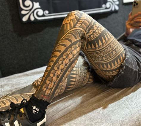 tatuaggi sulle gambe uomo|Tatuaggi gambe uomo: un compendio di 25 foto